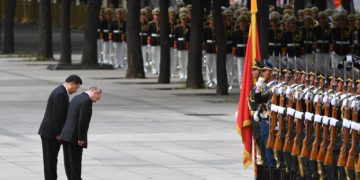 Russia & China: Abandoning the US Dollar